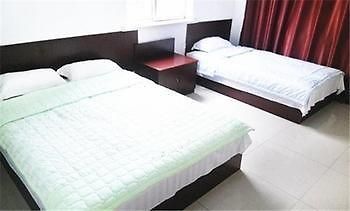 Longtai Star Hotel Qingdao Extérieur photo