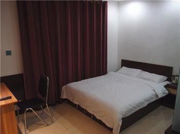 Longtai Star Hotel Qingdao Extérieur photo