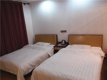 Longtai Star Hotel Qingdao Extérieur photo